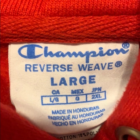 Champion Men’s Script Red Sweatshirt - Picture 3 of 3